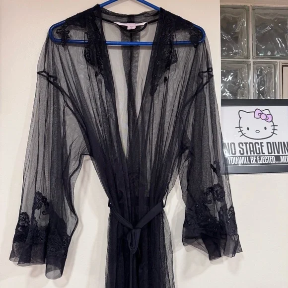 Victoria’s Secret long, sheer, black mesh tulle and lace peignoir robe M/L - Picture 3 of 8
